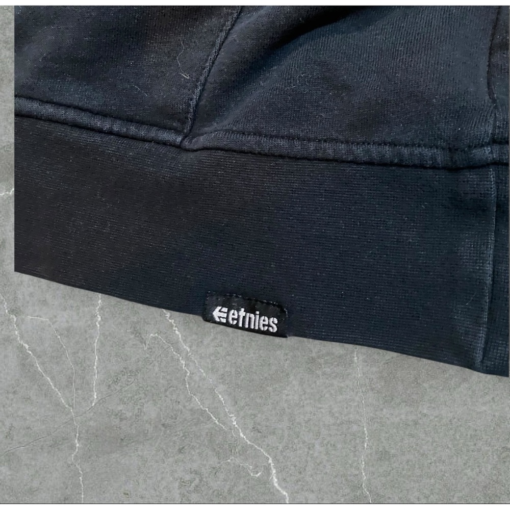 Y2K large Etnies zip up - Picture 3 of 8